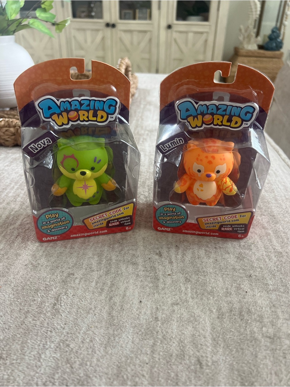 Amazing World Figures Nova and Lumin the Cats Creators of Webkinz Set of 2 New